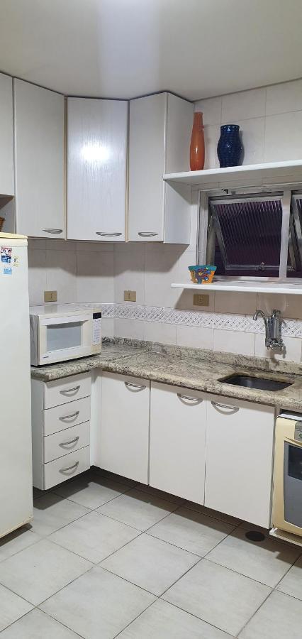 גוארויה Cobertura Triplex Na Praia Da Enseada מראה חיצוני תמונה