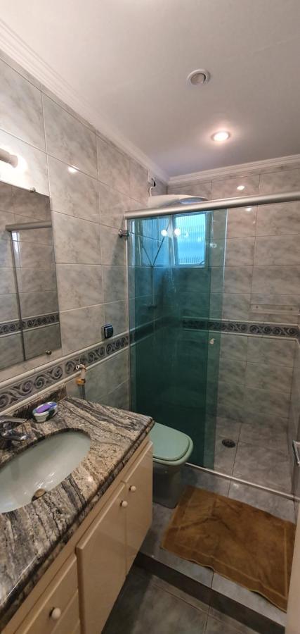 גוארויה Cobertura Triplex Na Praia Da Enseada מראה חיצוני תמונה
