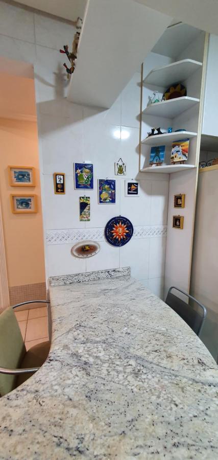 גוארויה Cobertura Triplex Na Praia Da Enseada מראה חיצוני תמונה