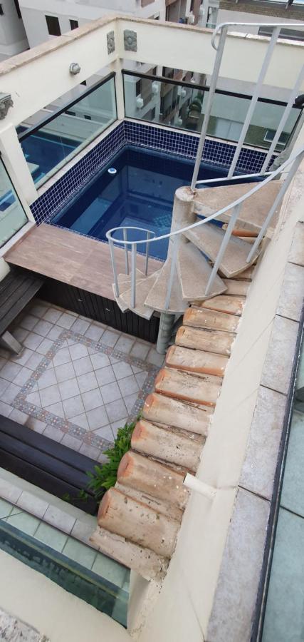 גוארויה Cobertura Triplex Na Praia Da Enseada מראה חיצוני תמונה
